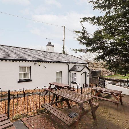 Scotch Hall Cottage Llangollen Extérieur photo
