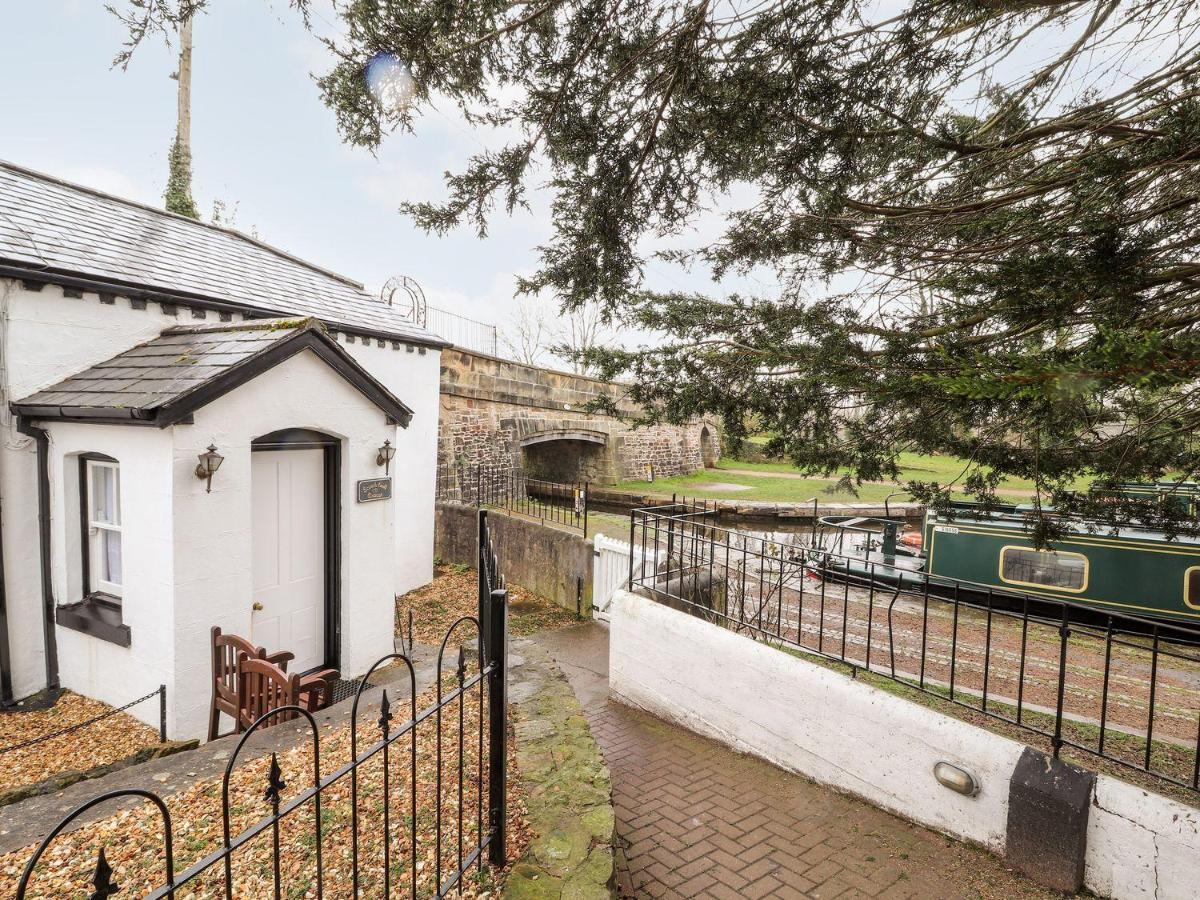 Scotch Hall Cottage Llangollen Extérieur photo