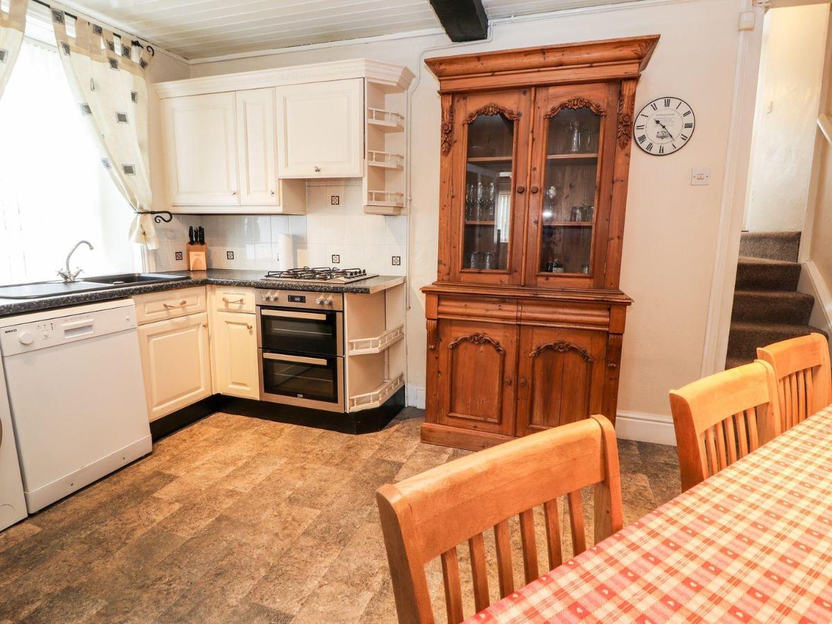 Scotch Hall Cottage Llangollen Extérieur photo